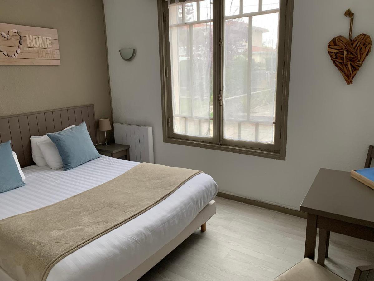Hotel Logis - L'océana 2*