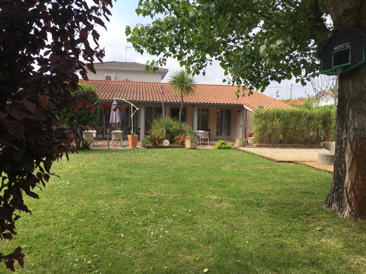 Hotel Logis - L'océana 2*