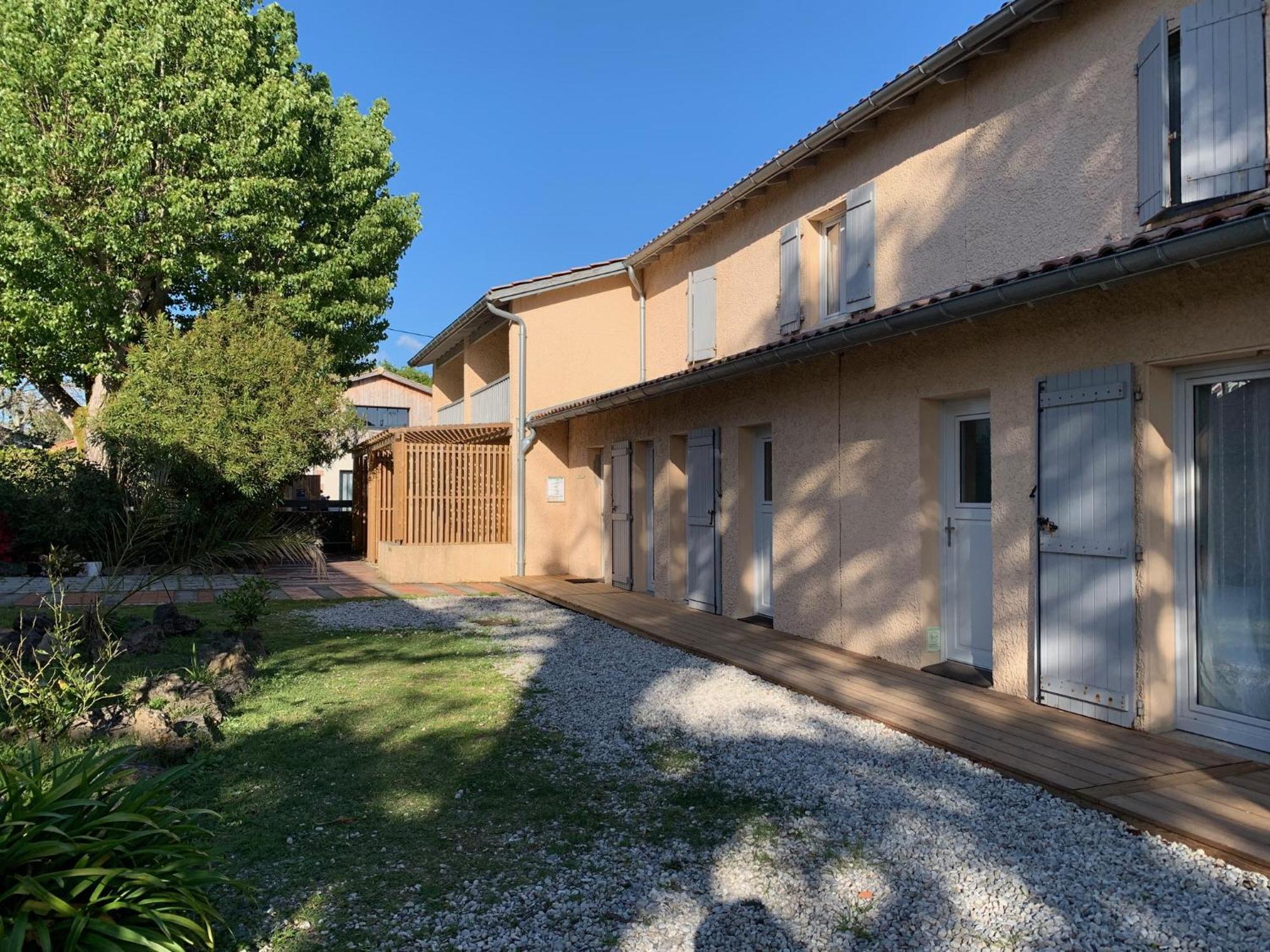 Logis - L'océana Hotel